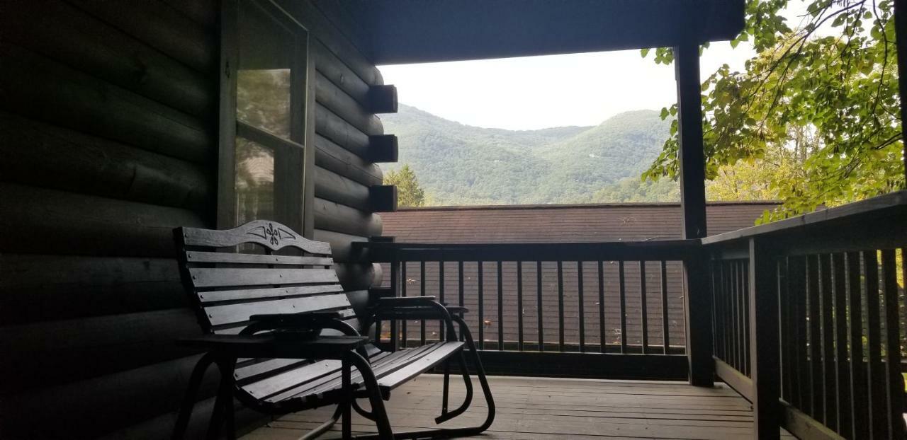 Tanglewood Motel And Log Cabins Maggie Valley Exterior photo