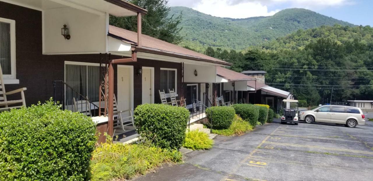 Tanglewood Motel And Log Cabins Maggie Valley Exterior photo